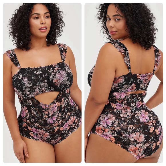 Torrid Lace Front Cutout Bodysuit Floral Sheer Sexy Lingerie Plus Size 5X - Picture 1 of 13